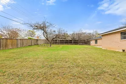 1001 E Applegate Drive, Austin, TX 78753 - Photo 38