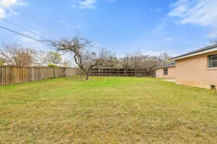1001 E Applegate Dr, Austin, TX 78753 - Photo 38