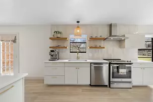 1001 E Applegate Dr, Austin, TX 78753 - Photo 6