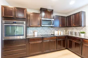 524 Carrington St, Hutto, TX 78634 - Photo 14