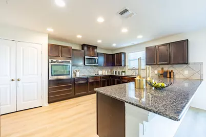 524 Carrington Street, Hutto, TX 78634 - Photo 14