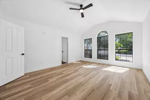 1706 Davis St, Taylor, TX 76574 - Photo 8