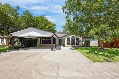 1706 Davis Street, Taylor, TX 76574 - Photo 1