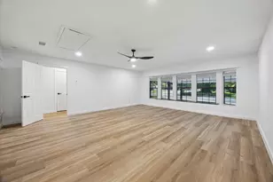 1706 Davis St, Taylor, TX 76574 - Photo 10