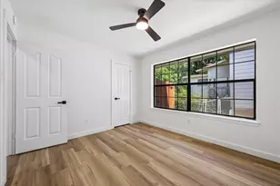 1706 Davis St, Taylor, TX 76574 - Photo 12