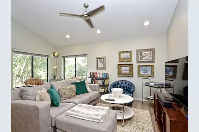 1524 Piedmont Avenue #B, Austin, TX 78757 - Photo 2