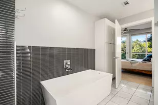 2003 Wilson St, Austin, TX 78704 - Photo 20