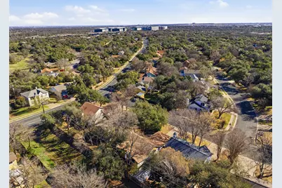 13016 Moorcroft Lane, Austin, TX 78729 - Photo 32