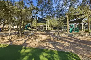 13016 Moorcroft Ln, Austin, TX 78729 - Photo 26