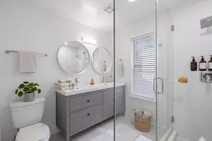 13016 Moorcroft Ln, Austin, TX 78729 - Photo 14