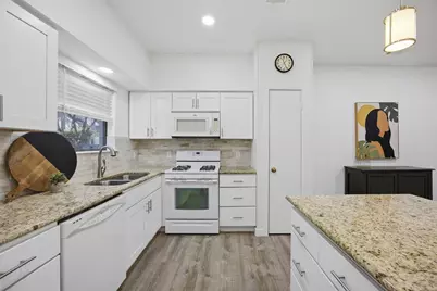 13016 Moorcroft Lane, Austin, TX 78729 - Photo 12