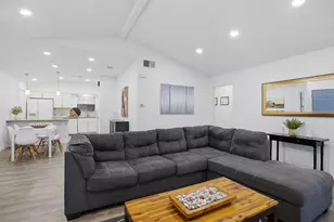 13016 Moorcroft Ln, Austin, TX 78729 - Photo 6