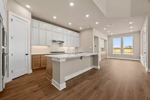 305 Gary Wayne Dr, Liberty Hill, TX 78642 - Photo 6