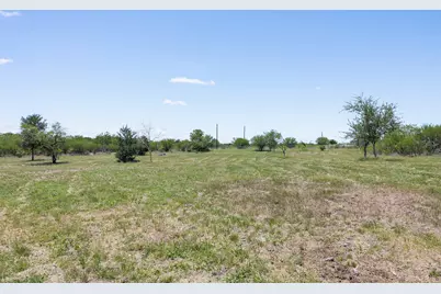 3710 Dry Creek Road, Lockhart, TX 78644 - Photo 16