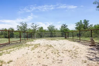 3710 Dry Creek Road, Lockhart, TX 78644 - Photo 8