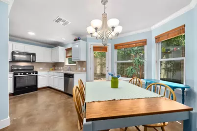 4413 Barrow Avenue, Austin, TX 78751 - Photo 10