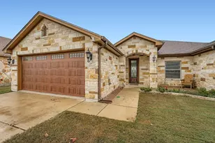 213 Western Sky Trail, Jarrell, TX 76537 - Photo 1