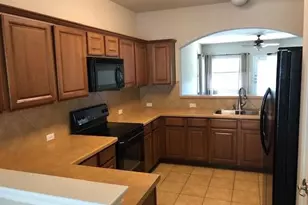 220 Housefinch Loop, Leander, TX 78641 - Photo 4