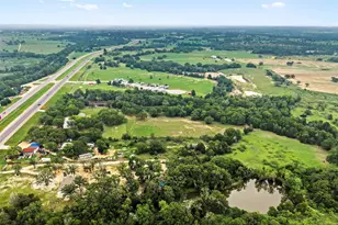 1389 Hwy 290 E, Elgin, TX 78621 - Photo 8