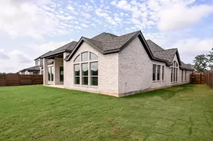 246 Melody Rd, Lockhart, TX 78644 - Photo 18