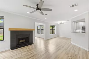 2326 Dowd Ln, Austin, TX 78728 - Photo 4