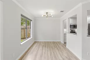 2326 Dowd Ln, Austin, TX 78728 - Photo 12