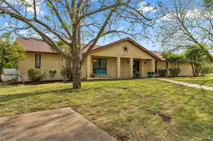 217 Corder Ln, Burnet, TX 78611 - Photo 6