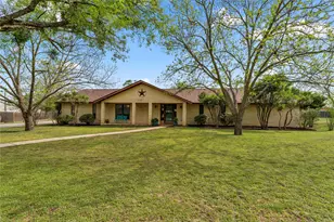 217 Corder Ln, Burnet, TX 78611 - Photo 2