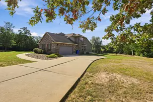 245 Chisholm Trail, Bastrop, TX 78602 - Photo 4