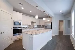 9124 Cattle Baron Path, Austin, TX 78747 - Photo 6