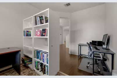 220 Saranac Drive, Elgin, TX 78621 - Photo 8