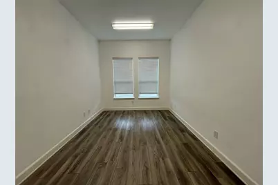 209 12th Street #207, Pflugerville, TX 78660 - Photo 4