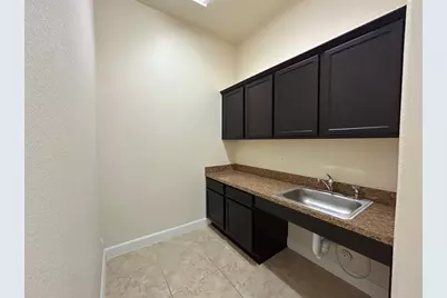 209 12th Street #207, Pflugerville, TX 78660 - Photo 6