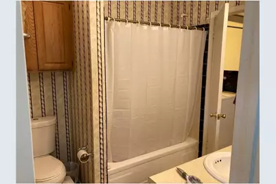 806 W 24th Street #324, Austin, TX 78705 - Photo 18