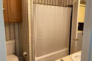 806 W 24th St, Austin, TX 78705 - Photo 18