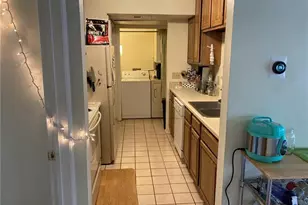 806 W 24th St, Austin, TX 78705 - Photo 8