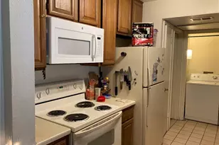 806 W 24th St, Austin, TX 78705 - Photo 10