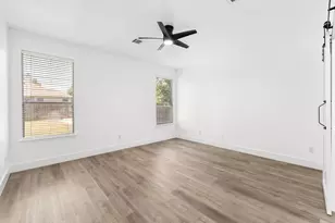 11124 Silo Valley Dr, Austin, TX 78754 - Photo 14