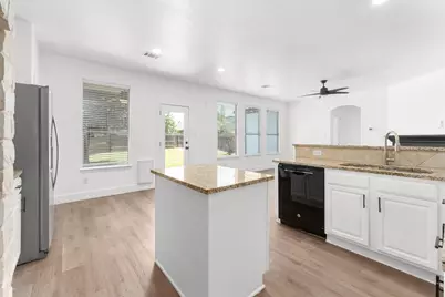 11124 Silo Valley Drive, Austin, TX 78754 - Photo 10