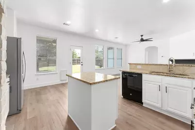11124 Silo Valley Drive, Austin, TX 78754 - Photo 10