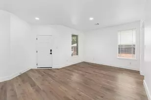 11124 Silo Valley Dr, Austin, TX 78754 - Photo 6