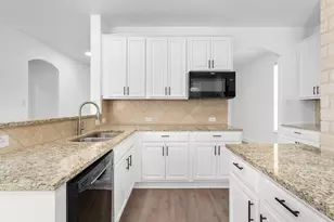 11124 Silo Valley Dr, Austin, TX 78754 - Photo 10