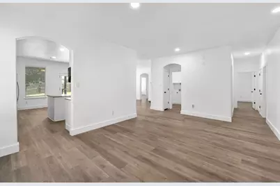 11124 Silo Valley Drive, Austin, TX 78754 - Photo 8