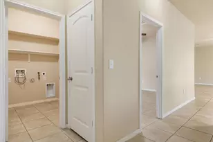 1900 Alvarado Dr, Round Rock, TX 78664 - Photo 32