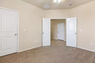 1900 Alvarado Dr, Round Rock, TX 78664 - Photo 28