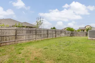 1900 Alvarado Dr, Round Rock, TX 78664 - Photo 38