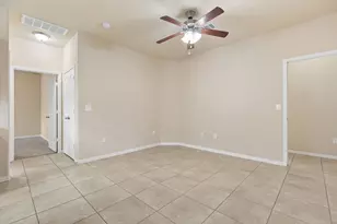 1900 Alvarado Dr, Round Rock, TX 78664 - Photo 8