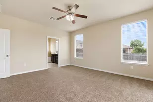 1900 Alvarado Dr, Round Rock, TX 78664 - Photo 22