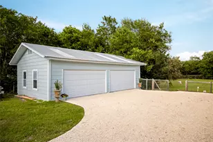 372 Old Lockhart Rd, Lockhart, TX 78644 - Photo 32