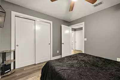 606 E 19th Street, Georgetown, TX 78626 - Photo 16